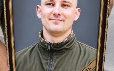 Сумська громада попрощалася із Захисником України Іваном Головачем