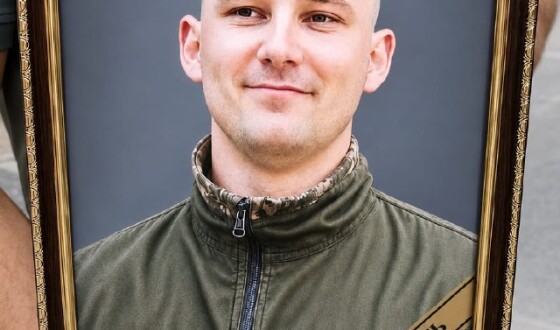 Сумська громада попрощалася із Захисником України Іваном Головачем