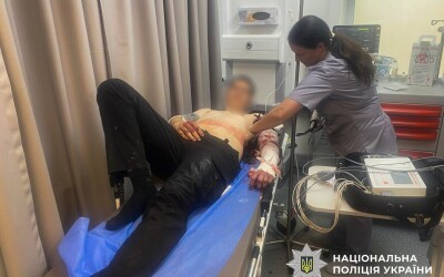 Озброєний напад на поліцейських у Запоріжжі: троє правоохоронців поранені, нападника вбито