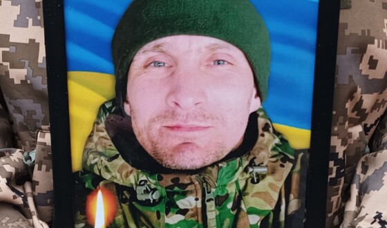 Сьогодні Сумська громада попрощалася із захисником України Вадимом Бобошком