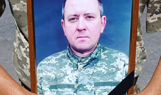Сьогодні Сумська громада попрощалась з Героєм Максимом Віленським