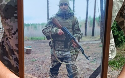 Сьогодні Сумська громада попрощалась з Героєм Віталієм Куріпкою