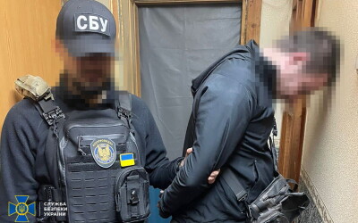СБУ та Нацполіція затримали двох поплічників рф, які брали участь у репресіях під час окупації Херсона та Запорізької області