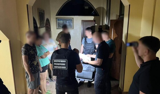 На Закарпатті викрили злочинне угруповання, яке займалось переправленням військовозобов’язаних чоловіків