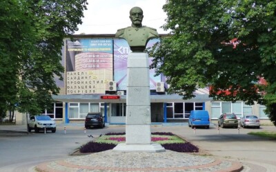 Олег Пустовгар: «Звеличення російського генерала у назві Полтавського міського стадіону «Ворскла» – порушення деколонізаційного закону»