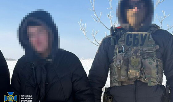 СБУ затримала російську агентку, яка намагалася підірвати будівлю ТЦК на Донеччині і після цього втекти до росії