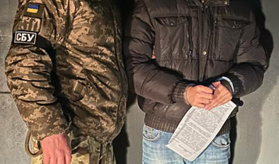 На Хмельниччині СБУ викрила прихильника Шарія на закликах до підтримки окупантів