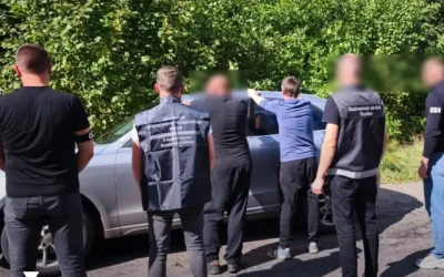 Прикордонники затримали організатора незаконного переправлення за $20 000 з кожного на криптогаманець