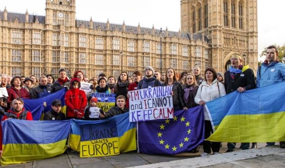 Протести у Лондоні на підтримку України та проти російської агресії