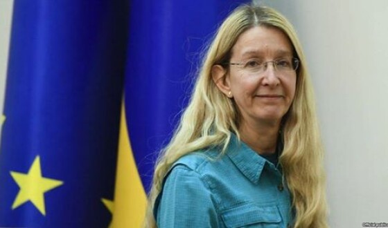 Для того, щоб підтримати права жінок на рівність, квіти 8 березня не потрібні!