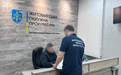 Двоє осіб «заробили» понад 330 тис. грн на демонтажі ФАПу