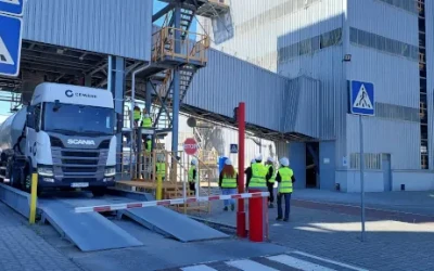 Понад 1500 українок пройшли навчання на водіїв вантажного транспорту в межах програми OnTrack