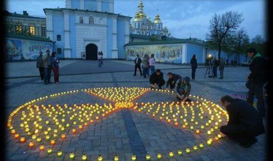 До 30-річчя Чорнобильської трагедії активісти запалять свічки на Михайлівській площі