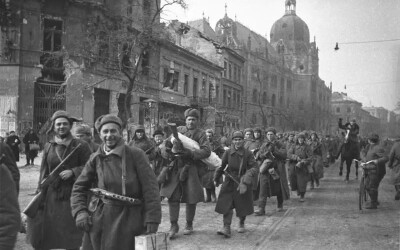 Злочини московитів в Круппа-Мюле (Верхня Сілезія) &#8211; вічна ганьба цієї безрідної орди (80 років тому)