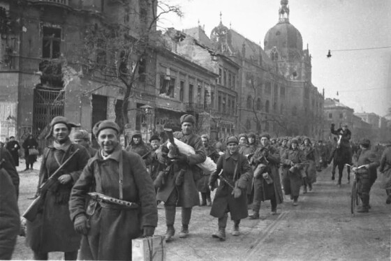 Злочини московитів в Круппа-Мюле (Верхня Сілезія) &#8211; вічна ганьба цієї безрідної орди (80 років тому)