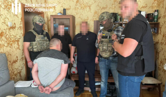 У Вінниці посадовці міського ТЦК допомагали ухилянтам уникнути мобілізації та виїхати за кордон