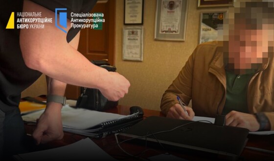 На Львівщині посадовець дорожньої служби спрямовував гроші для ремонту доріг на майданчики