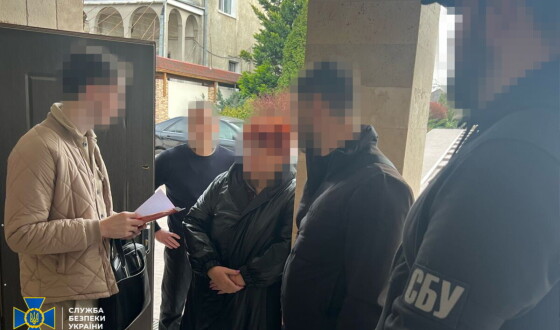 Посадовці Одеської міськради розкрали майже 50% бюджетних коштів, виділених на поховання українських воїнів