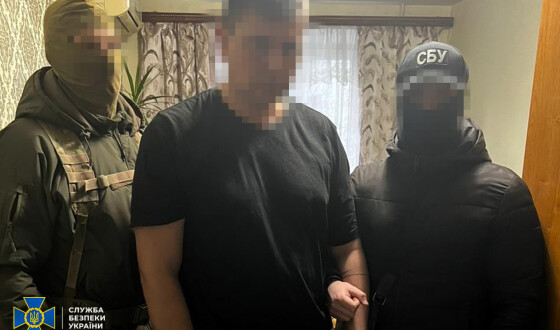 СБУ затримала посадовця Укрзалізниці, який шпигував за військовими ешелонами ЗСУ на Дніпропетровщині