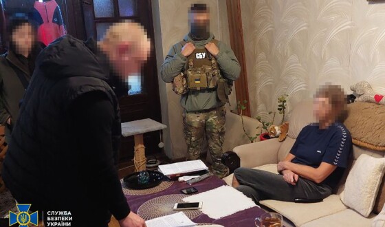 СБУ затримала двох ворожих поплічників, які «полювали» на Patriot та фотографували наслідки «прильотів» по Києву та Черкасах