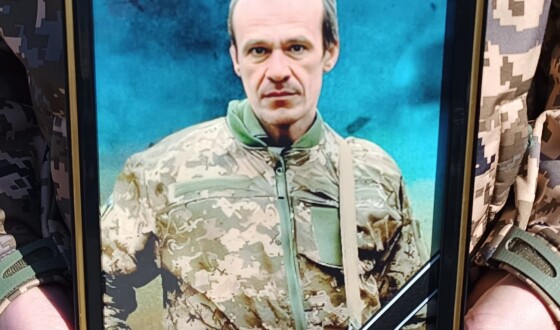 Сьогодні Сумська громада попрощалася із захисником України Сергієм Гречихіним