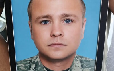 Вчора сумська громада попрощалася із Захисниками України Владиславом Свинарцем, Ігорем Дяченком та Антоном Барабановим