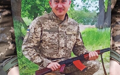 Сьогодні Сумська громада попрощалася з мужнім Захисником України Ігорем Семоненком