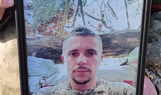 Сьогодні Сумська громада попрощалася з Героєм Олександром Хаматуліним