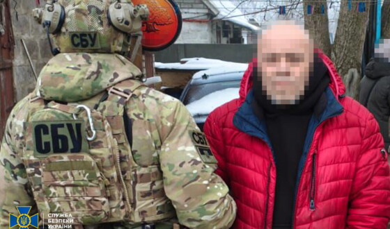 СБУ та Нацполіція затримали ще 4 ділків, які намагалися налагодити продаж «трофейної» зброї в Україні