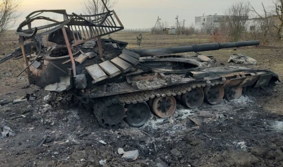 Відео: протитанковий ракетний комплекс NLAW палить російський Т-72