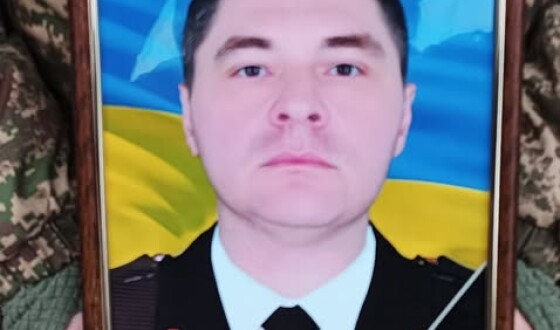 Сьогодні Сумська громада попрощалася із захисниками України Сергієм Батраченком та Сергієм Ткаченком