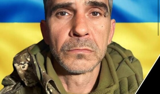 У Мукачеві попрощалися з Героєм-прикордонником Юрієм Романівим