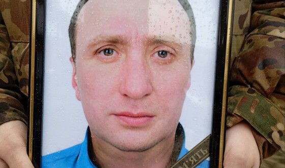 Сьогодні Сумська громада попрощалася з Героями Валентином Нарижним і Миколою Маланюком