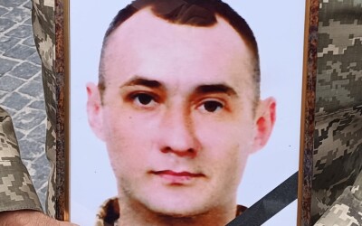 Сьогодні Сумська громада попрощалась з Героєм Дмитром Голубом