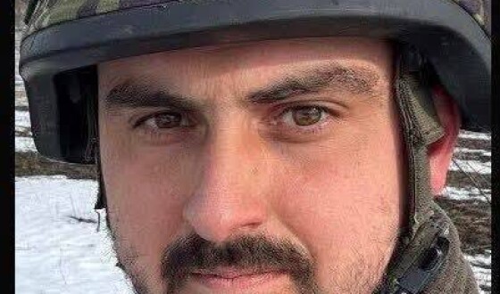 Вчора, 25 жовтня, на Рівненщині віддали останню шану загиблим Героям Максиму Шевченку, Івану Поліщуку та Анатолію Денищуку