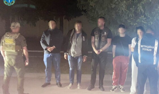 Нелегальне переправлення призовників через кордон – викрито керівника    благодійної організації з Житомира і двох його спільників