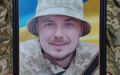 Сьогодні Сумська громада попрощалась з Героєм Миколою Касʼяненком