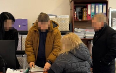 Судді, яка збила двох дітей у Харкові, вручили підозру