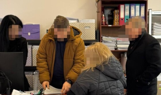 Судді, яка збила двох дітей у Харкові, вручили підозру