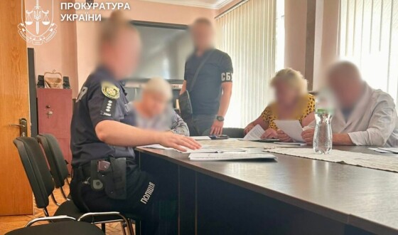 Директор та 5 працівників медзакладу преміювались за неіснуючу паліативну допомогу