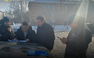 Нардеп та депутат облради організували схему заволодіння врожаєм соняшника та кукурудзи державних установ