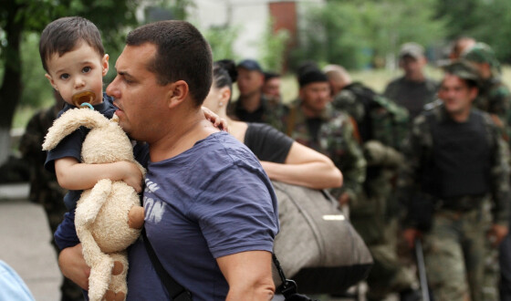 То ким є для влади вимушені переселенці: постраждалі громадяни, рейдери чи шахраї?