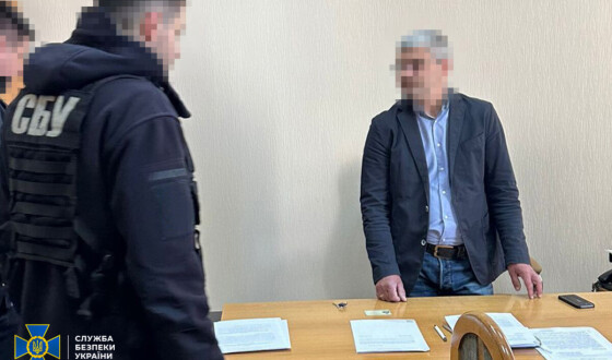 СБУ затримала трьох високопосадовців регіональних митниць, які обклали «даниною» українських імпортерів