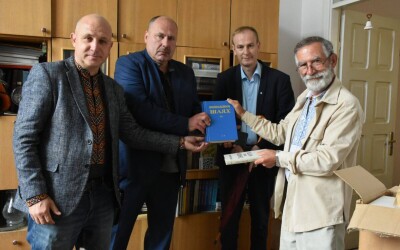 «Визвольний шлях» для українських бібліотек