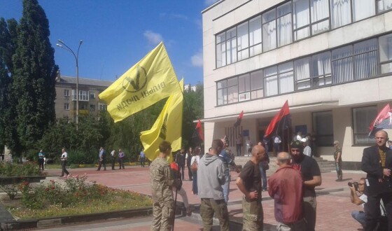 В Чернігові вимагали воєнного визнання добровольців