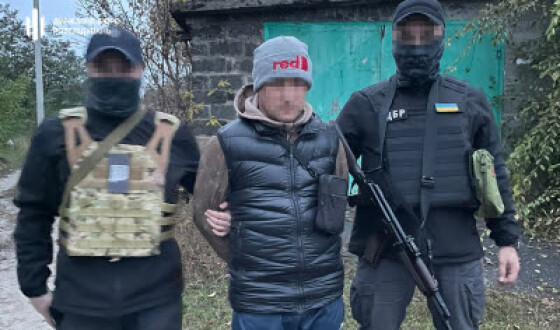 12 років за ґратами проведе колишній митник з Куп’янська, затриманий ДБР за співпрацю з окупантами