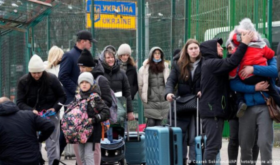 Українці бояться повертатись з-за кордону з кількох несподіваних причин
