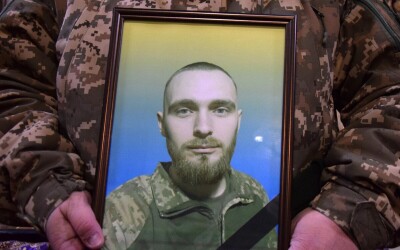 На Волині попрощалися з прикордонником Богданом Божком