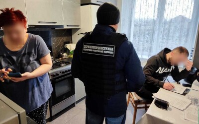 На Прикарпатті викрили жінок, які використовували підроблені документи для виїзду родичів за кордон