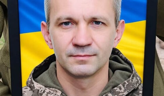 Сумська громада попрощалася із Захисниками України Миколою Мироненком, Андрієм Шумилом і Сергієм Горобцем